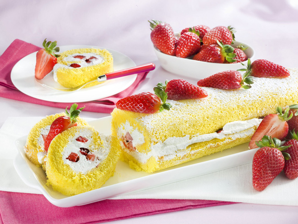 Rotolo con chantilly e fragole